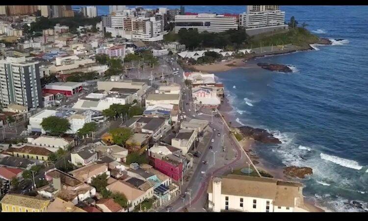 Apto Com Vista Mar No Rio Vermelho Piscina E Garagem * Salvador
